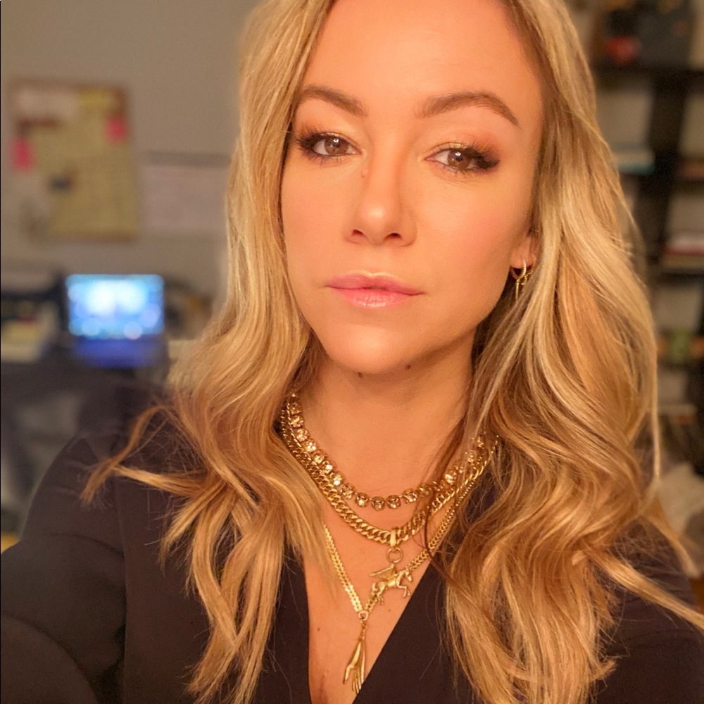 Meet your Posher, Laura